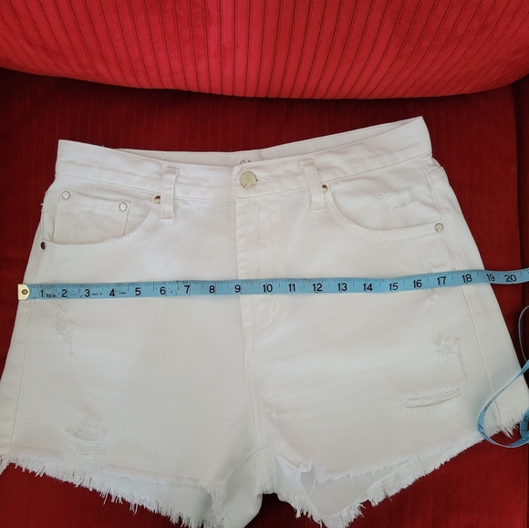 Women's Elan White Fray Denim Shorts - Picture 10 of 12